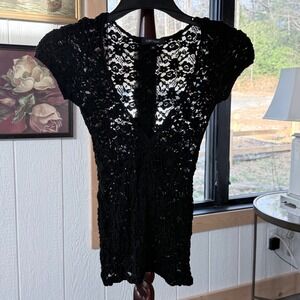 Karen Kane Lace V-Neck Top Womens XS Black Excellent Cap Sleeve Floral Sheer